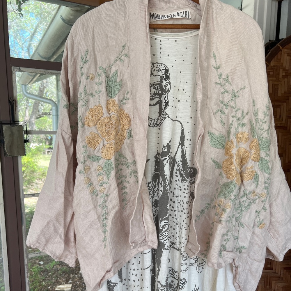 MAGNOLIA PEARL HAND EMBROIDERED KAFTAN